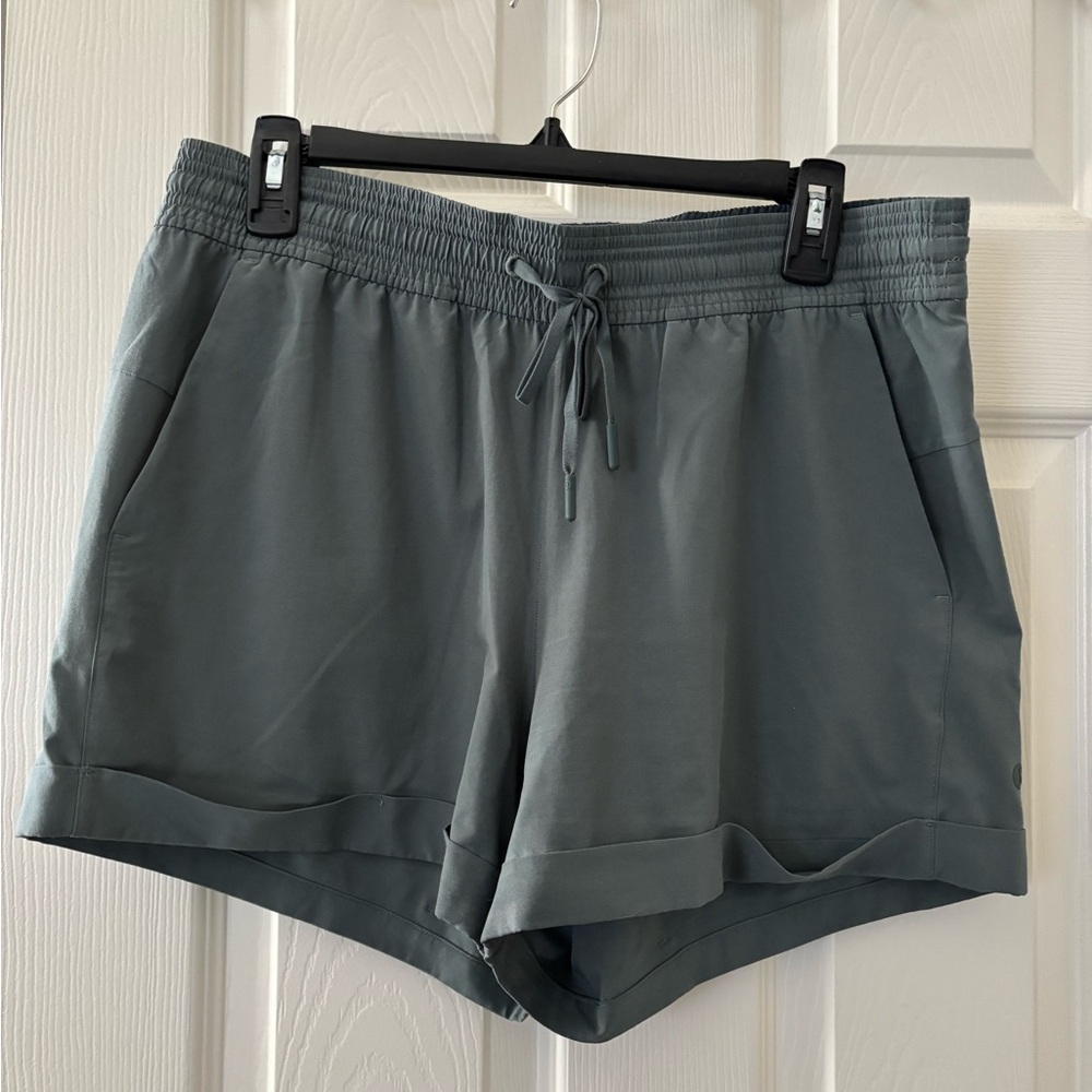 lululemon athletica Women's Gray Athletic Shorts